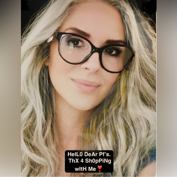 c   0   M   e  ⏹️  ◽️ - Picture 16 of 16